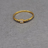 PRECIOUS GEMSTONE GOLD RING