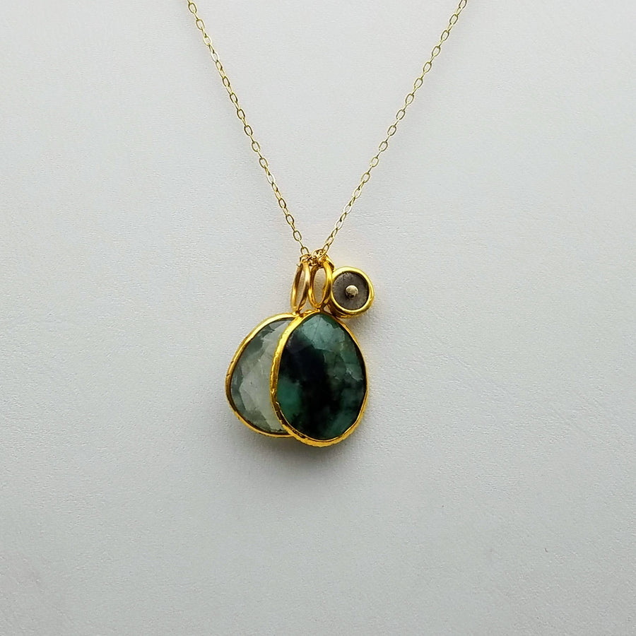 EMERALD GREEN AMETHYST CHARMS GOLD NECKLACE SONIA TONKIN