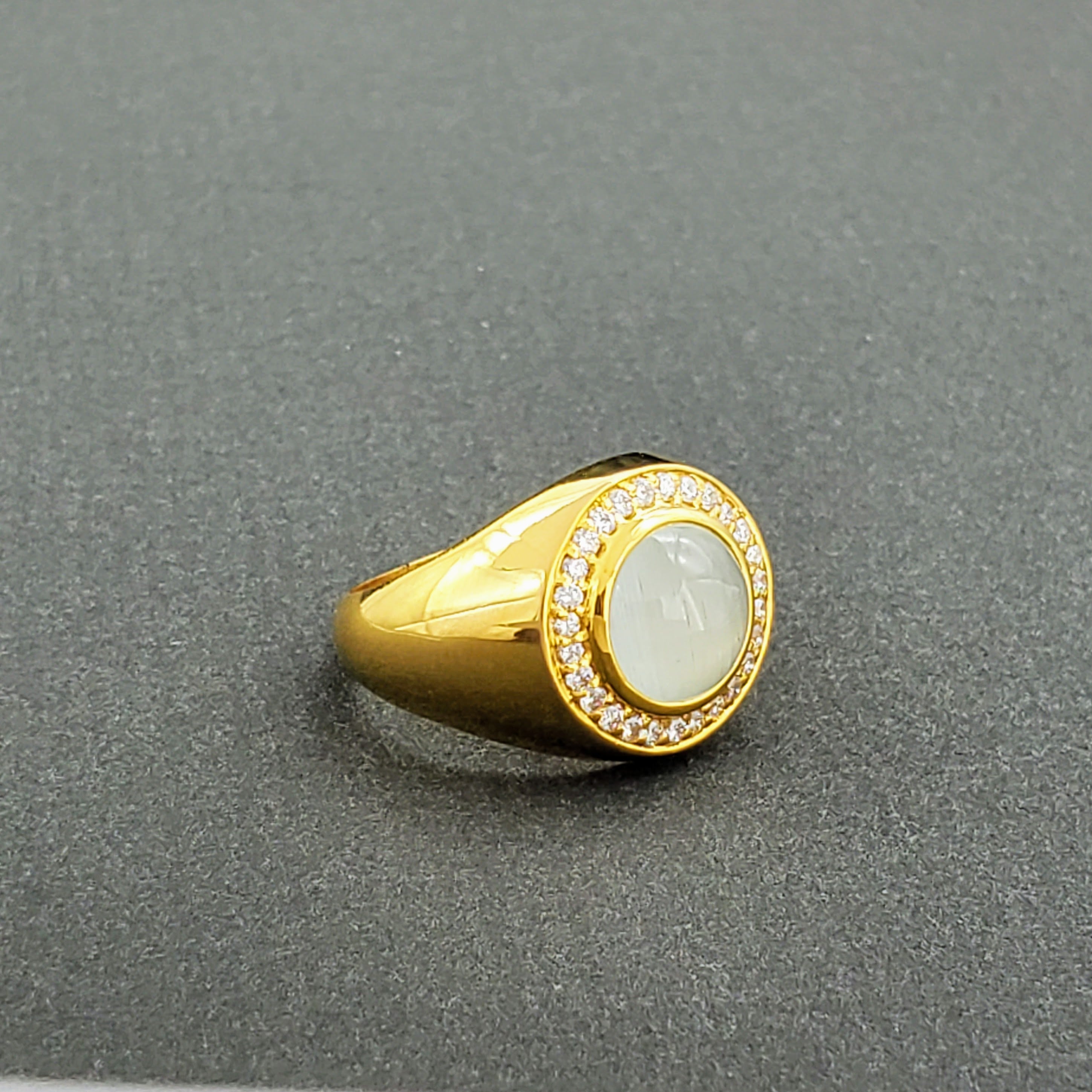 18kt Gold Aquamarine diamonds ring