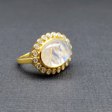 CABOCHON MOONSTONE GOLD RING