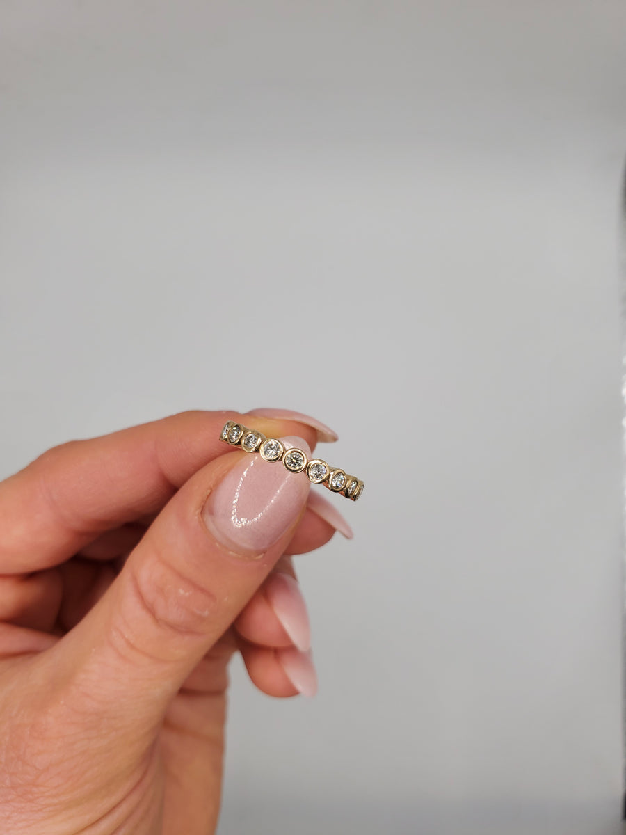 BRILLIANT DIAMONDS INFINITE RING