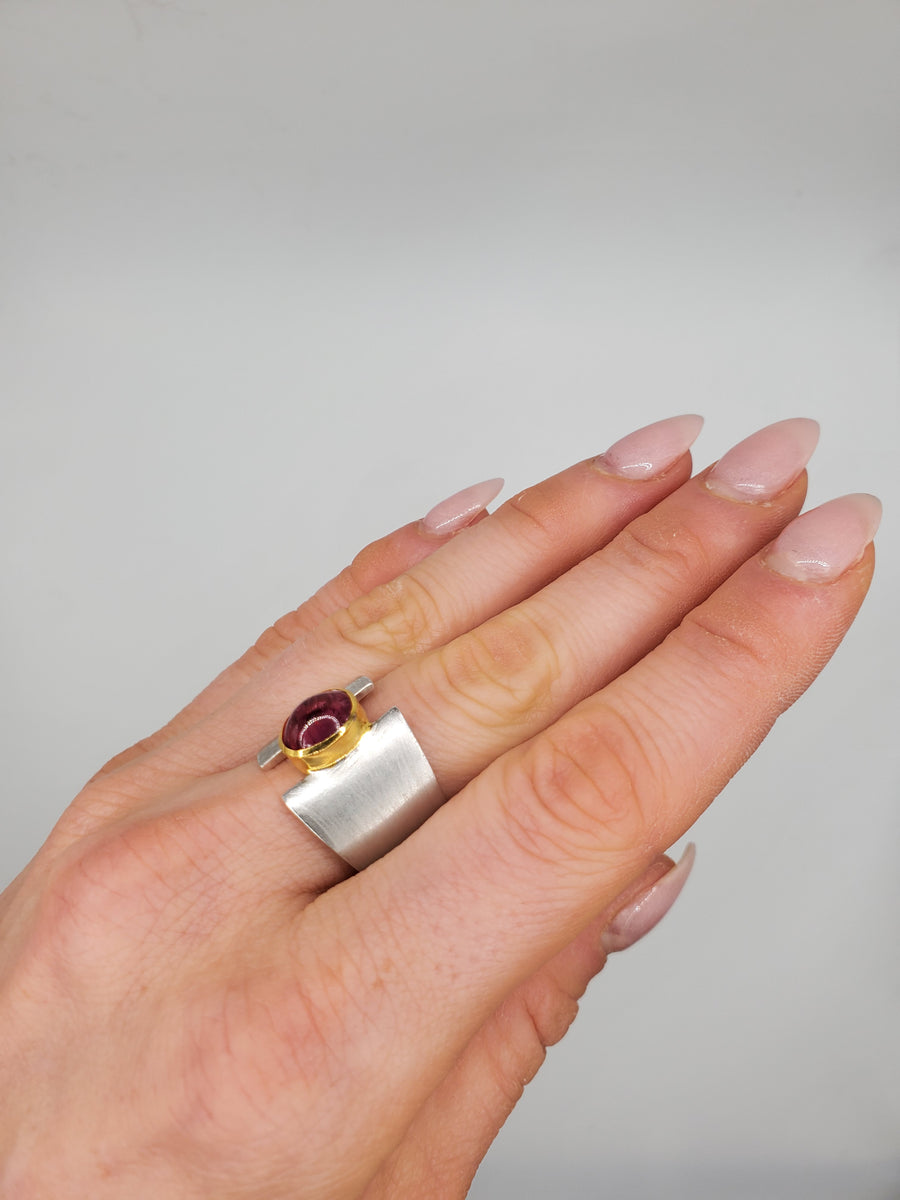 CABOCHON TOURMALINE  RING