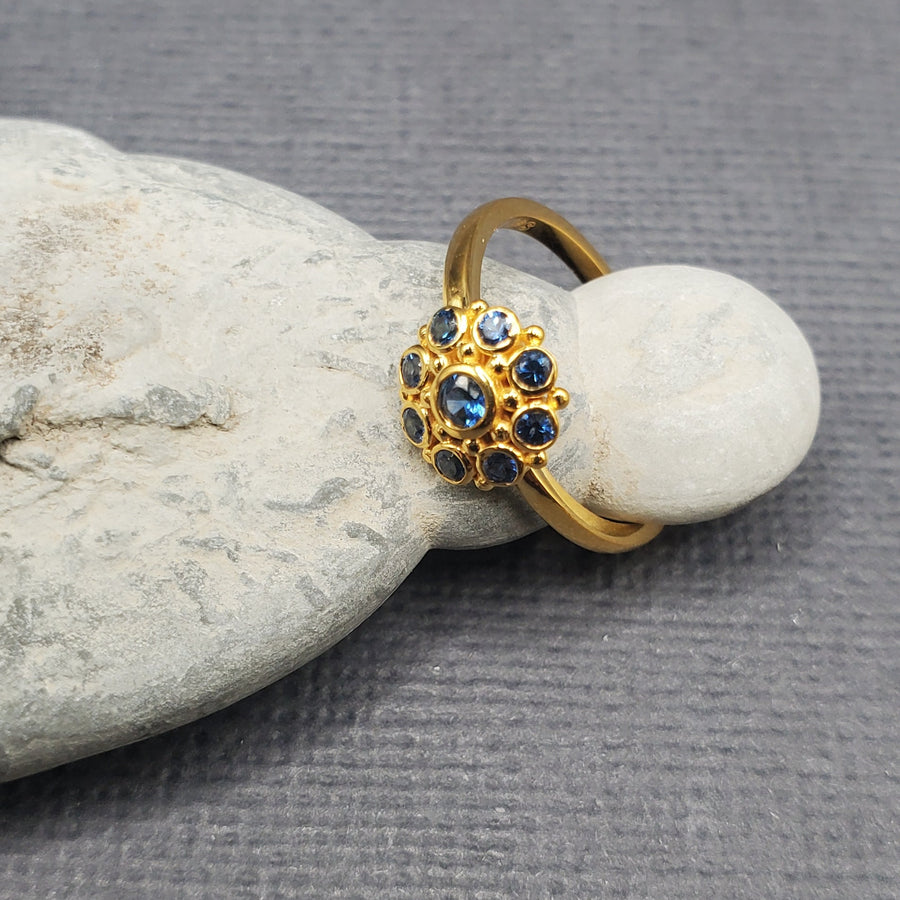 SAPPHIRE FLOWER TICO RING