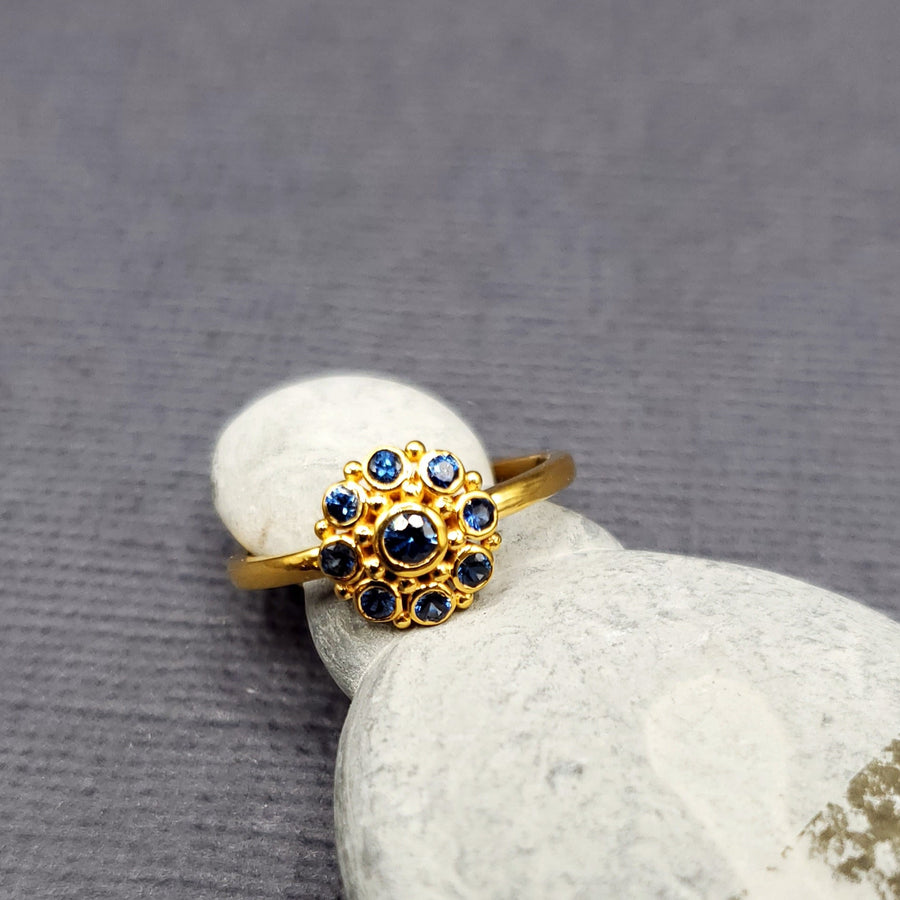 SAPPHIRE FLOWER TICO RING