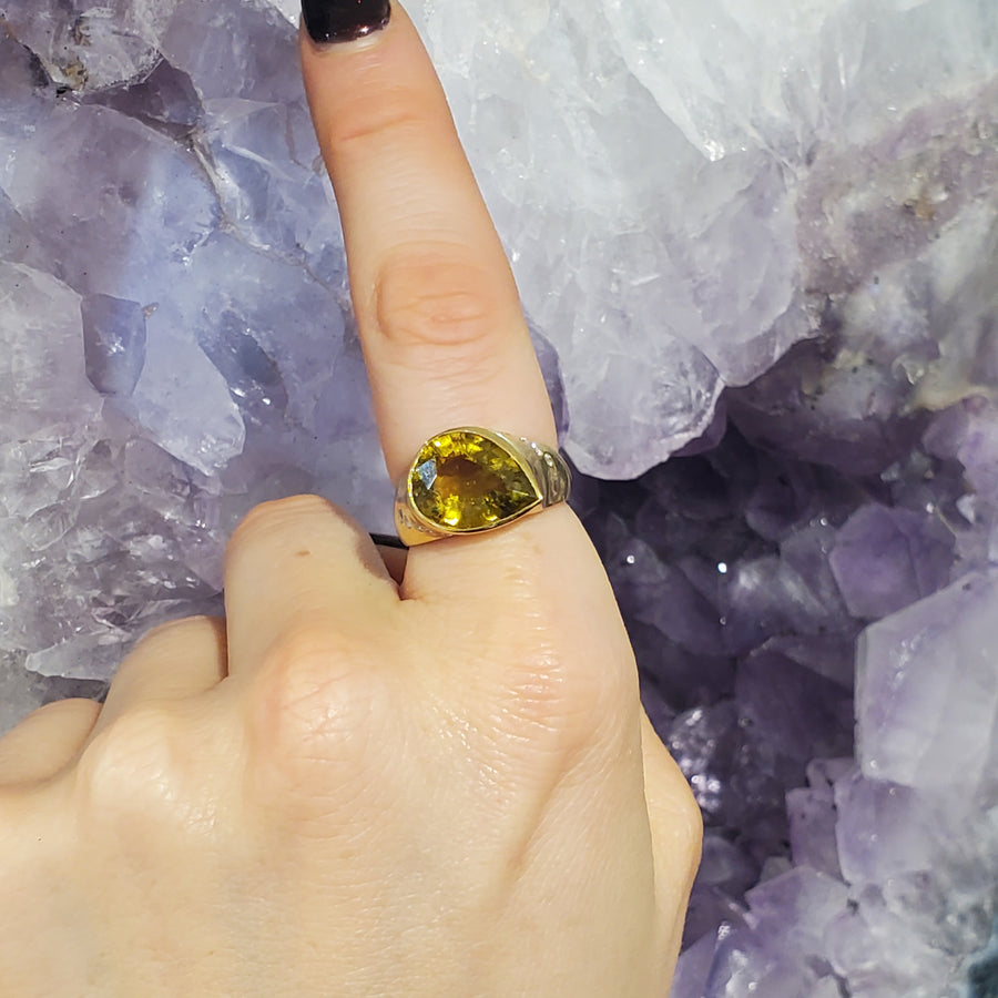 YELLOW TOURMALINE WITH DIAMONDS RING