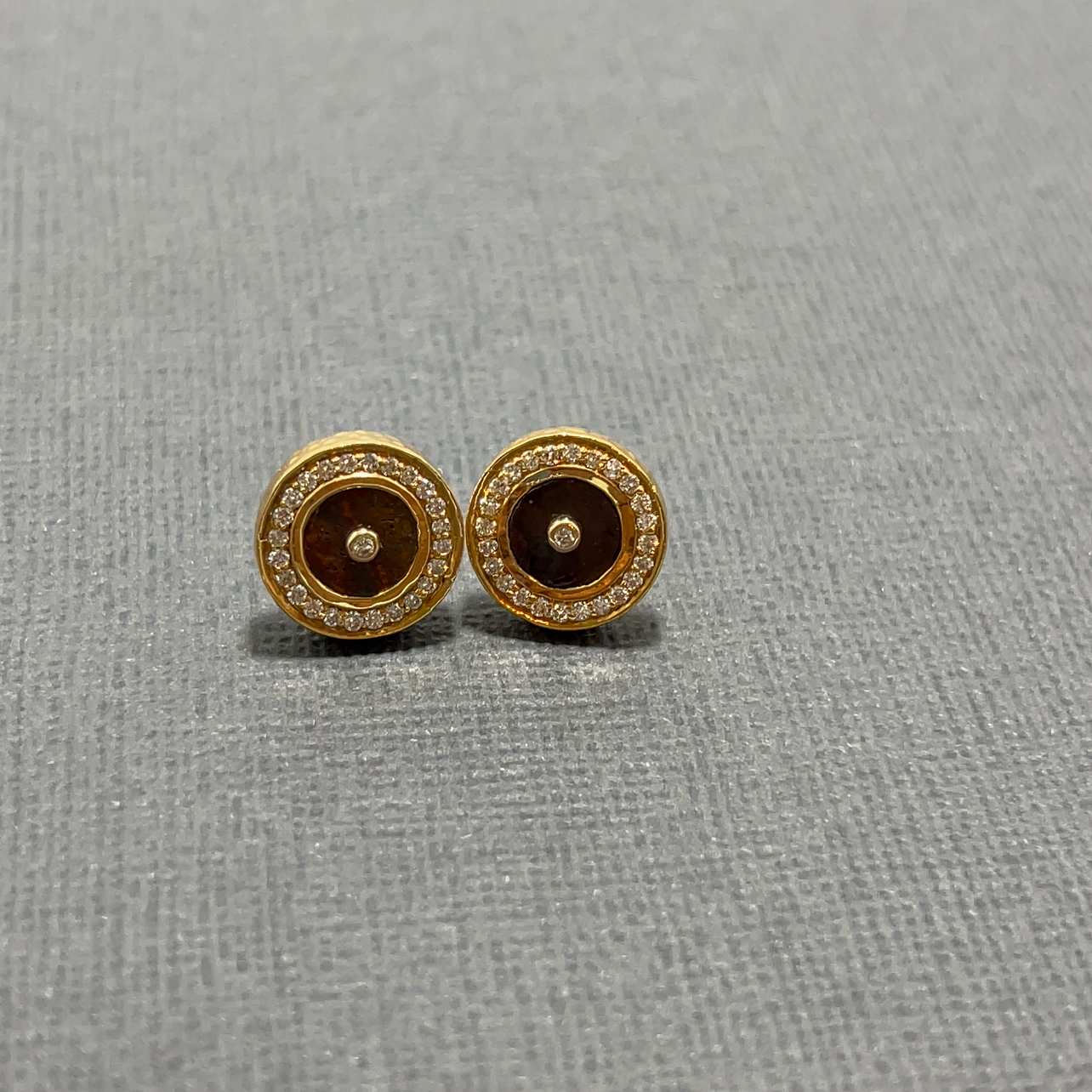 SUN MAG STUD EARRINGS
