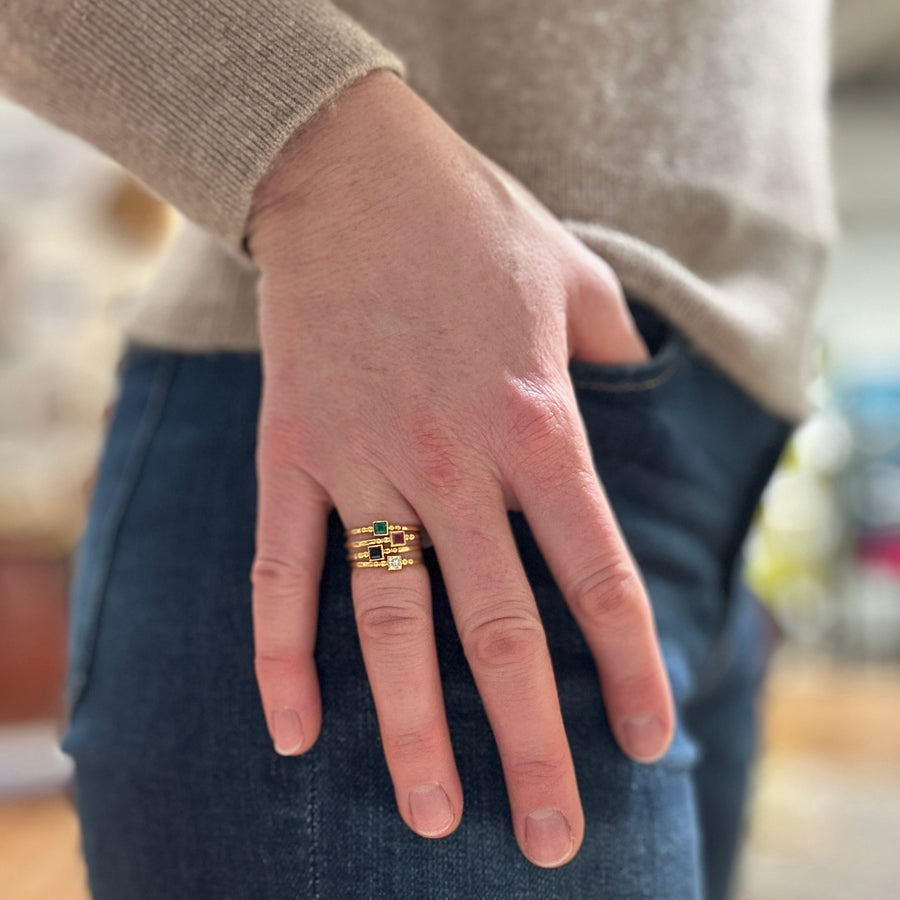 PRECIOUS GEMSTONE GOLD RING