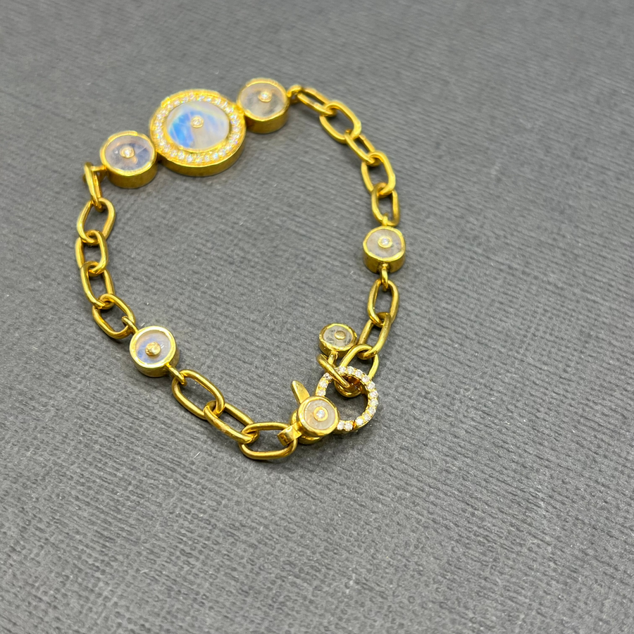 MOONSTONE AND DIAMONDS SUN LINKS BRACELET