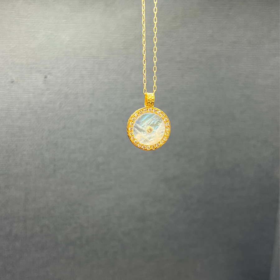 SUN MAG MOONSTONE PENDANT NECKLACE