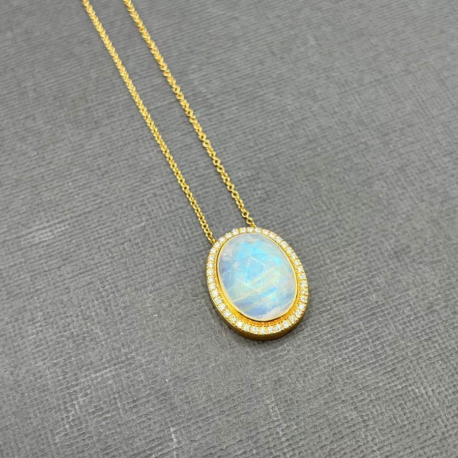 MOONSTONE AND DIAMOND PENDANT NECKLACE