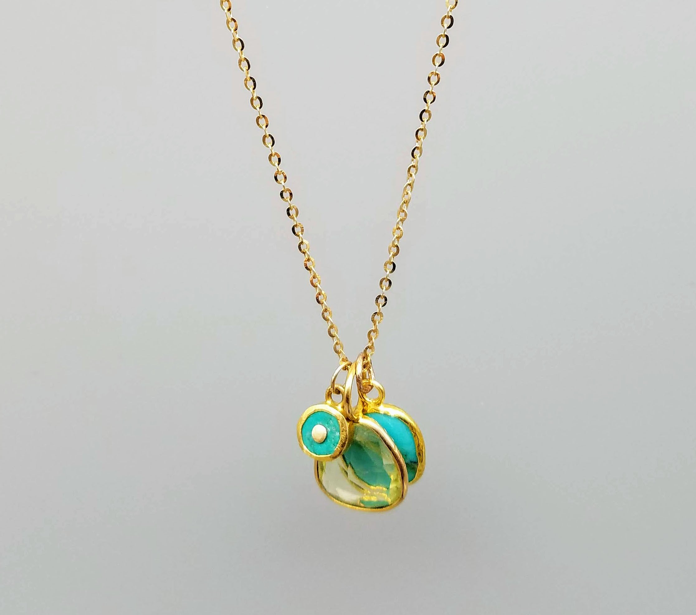 MIX GEMS GOLD NECKLACE SONIA TONKIN