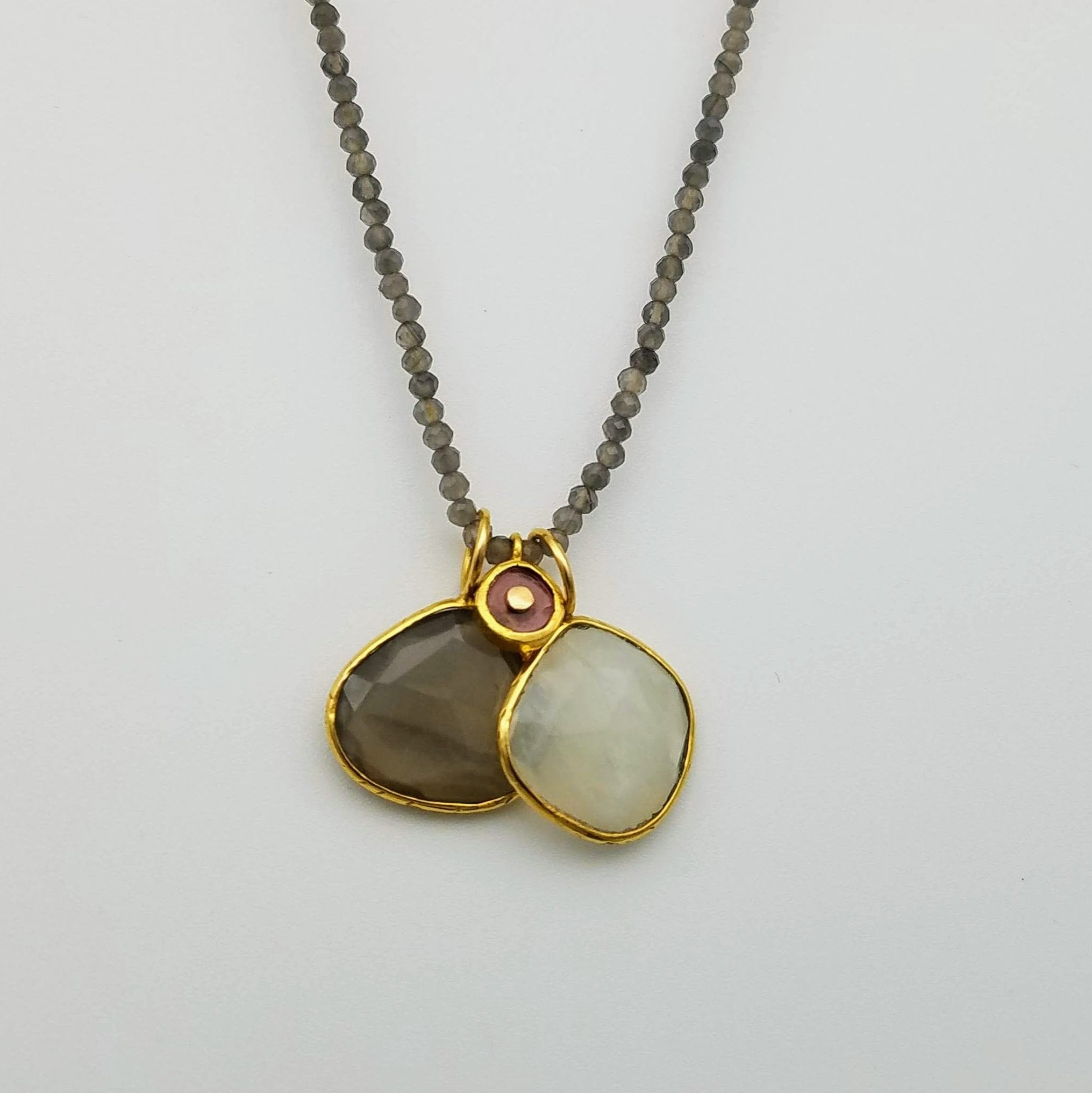 BEADED MIX GEMS GOLD NECKLACE SONIA TONKIN