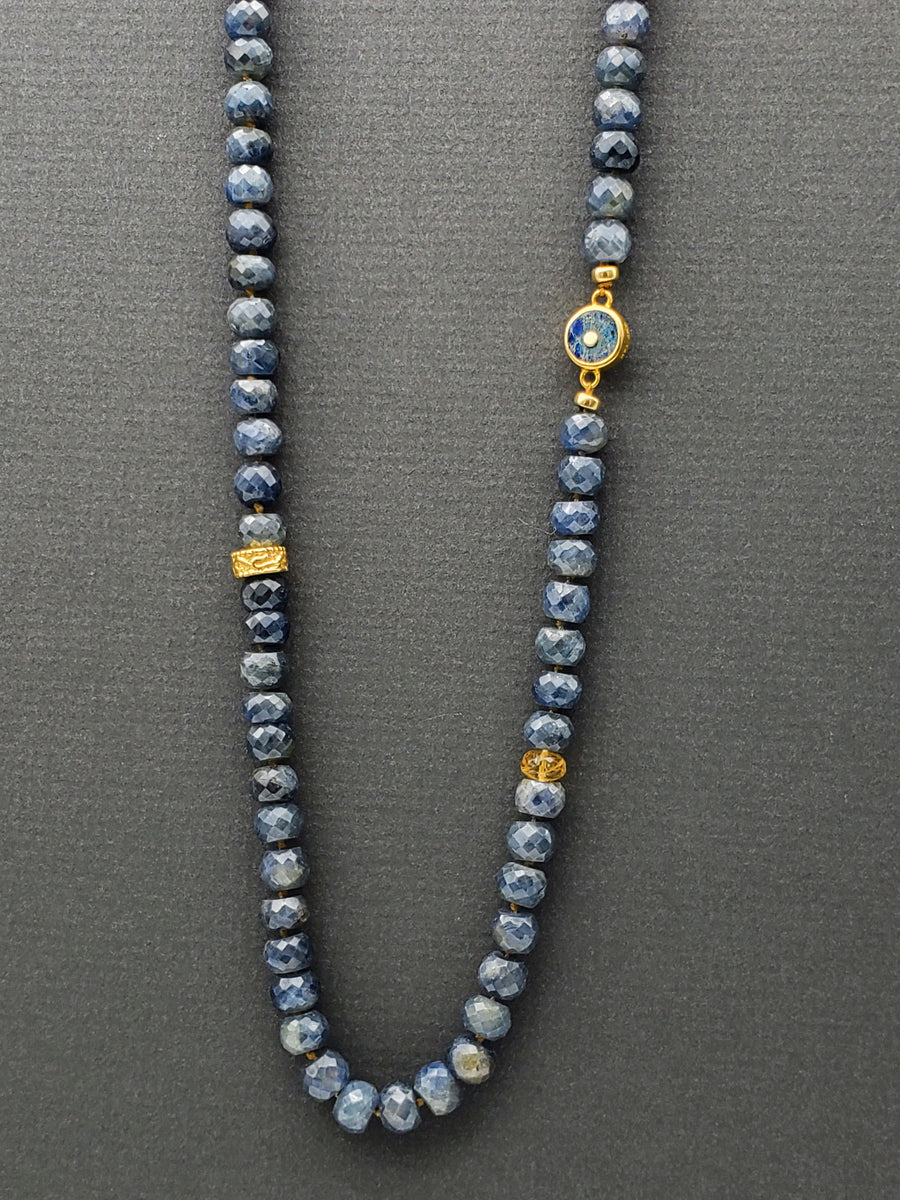 KNOTTED SAPPHIRE GOLD NECKLACE
