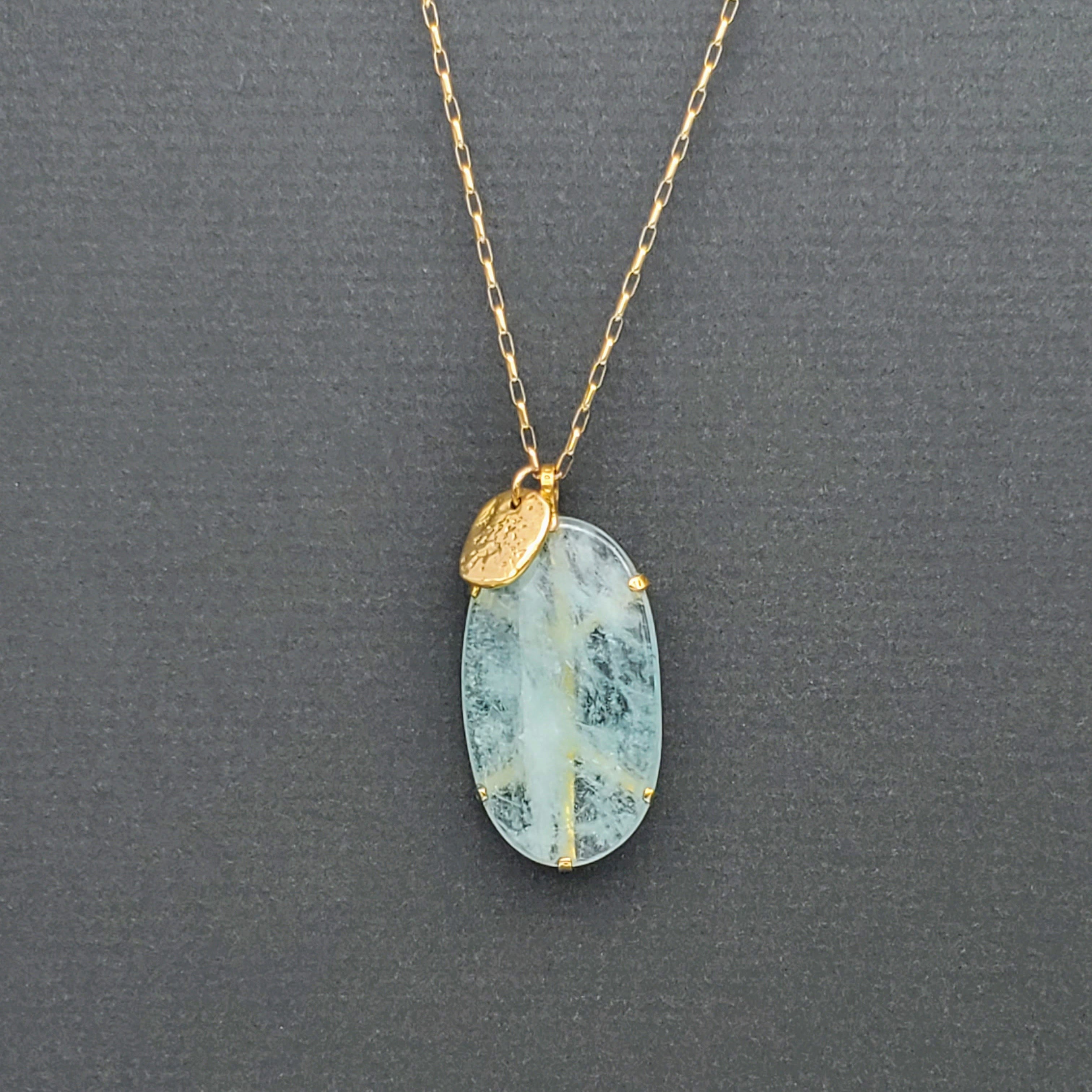 Oval Aquamarine Gold Necklace
