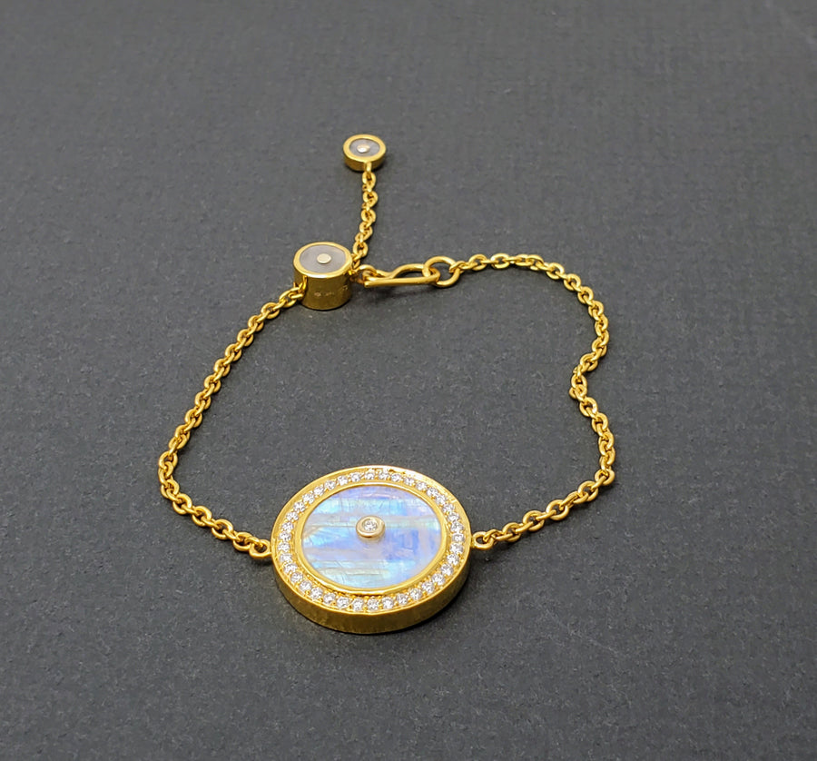 Pave Diamonds Moonstone Gold bracelet with smart bead closure