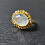 CABOCHON MOONSTONE GOLD RING