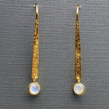 HAMMERED GOLD LONG EARRINGS