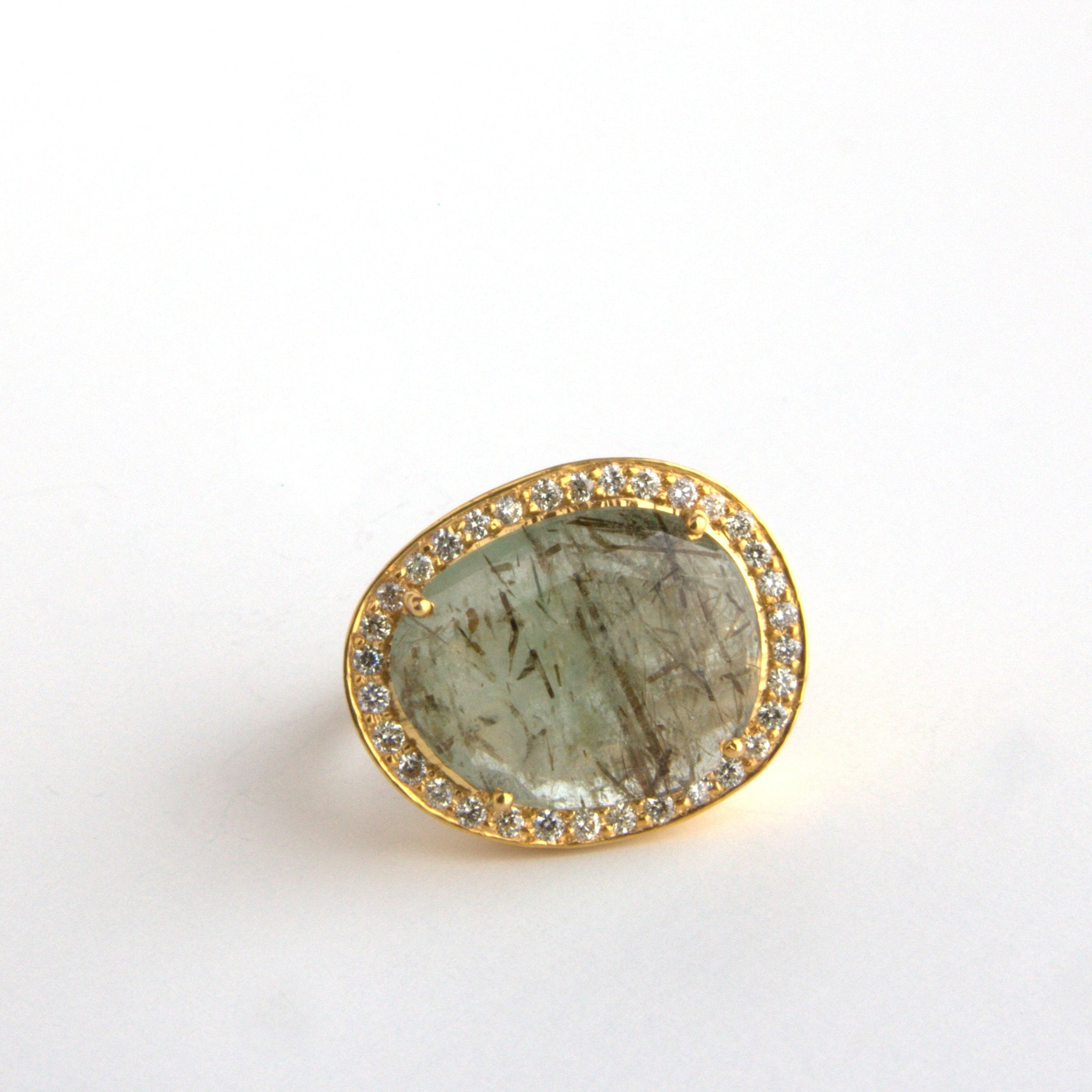 GREEN BERYL PAVE DIAMOND GOLD RING