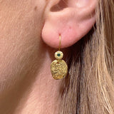 HAMMERED GOLD EMERALDS EARRINGS